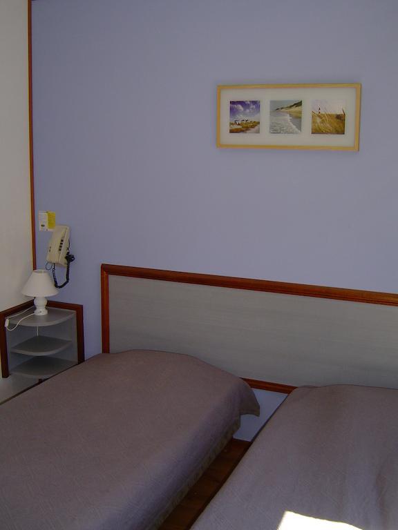Le Magiot Hotel Montliot-et-Courcelles Værelse billede