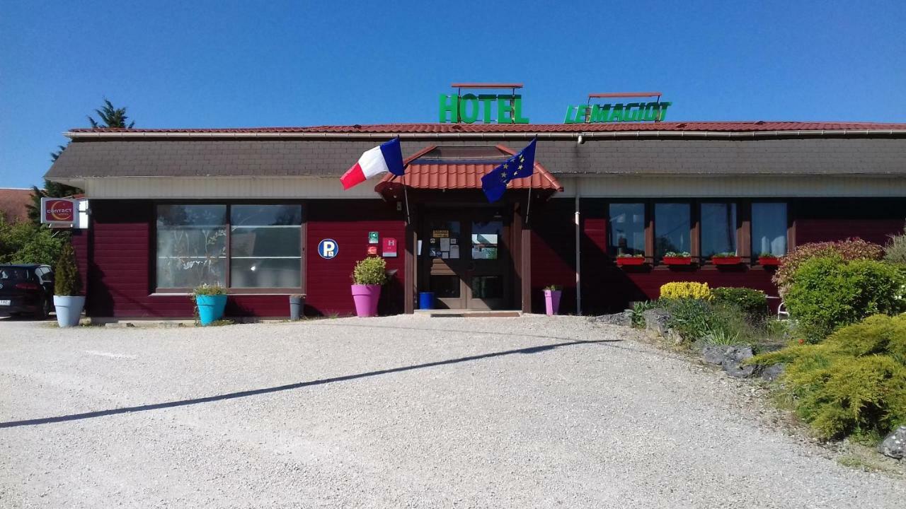 Le Magiot Hotel Montliot-et-Courcelles Eksteriør billede